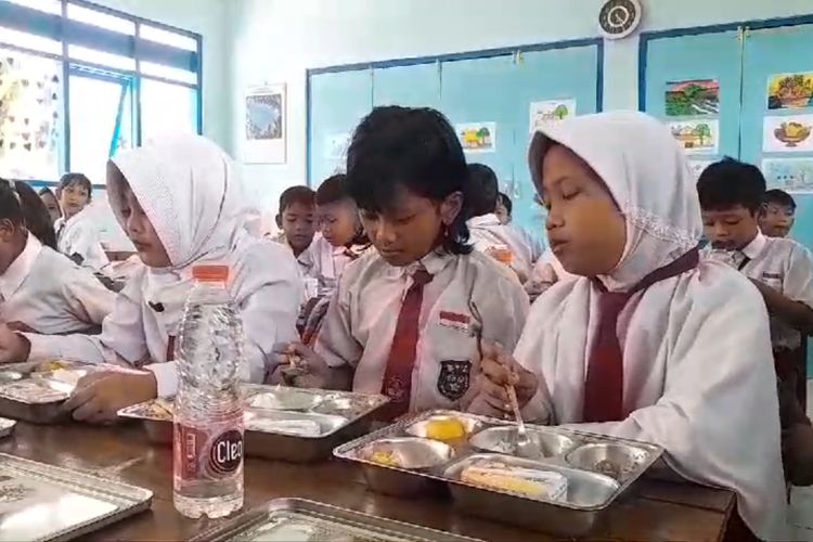 MBG Diperkirakan Sedot Anggaran 10 Persen dari Belanja RAPBN 2026