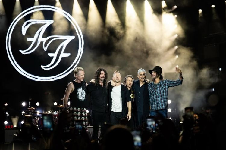 Cerita Promotor Datangkan Foo Fighters ke Indonesia: Mereka yang Kontak
