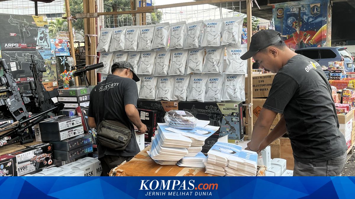 Harga Masker di Pasar Asemka Jakbar Meningkat 2 Kali Lipat