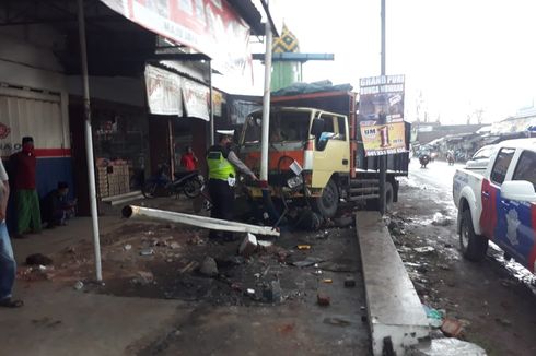 Kecelakaan Beruntun di Jalan Jember-Lumajang, 2 Warga Tewas