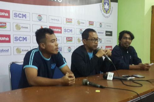 Persela Imbang Lawan Arema, Aji Santoso Bersyukur