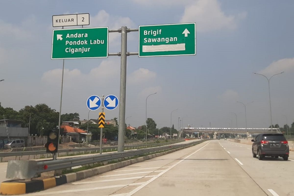 Jalan Tol Depok-Antasari (Desari) Seksi II Brigif-Sawangan.