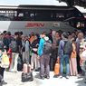 Ribuan Pemudik Serbu Terminal Ngawi untuk Pulang ke Surabaya, Bus Tambahan Dikerahkan