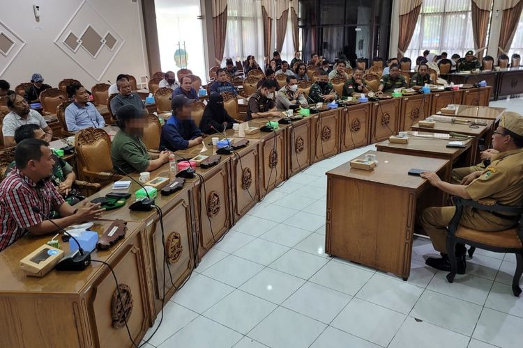 Silaturahmi kebangsaan Forkompimda dengan mitra deradikalisasi di gedung DPRD Banyumas, Jawa Tengah, Senin (19/12/2022).
