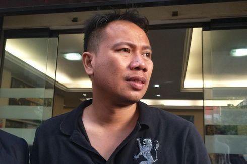 Vicky Prasetyo Bawa Keluarga dan Saksi Saat Gerebek Rumah Angel Lelga