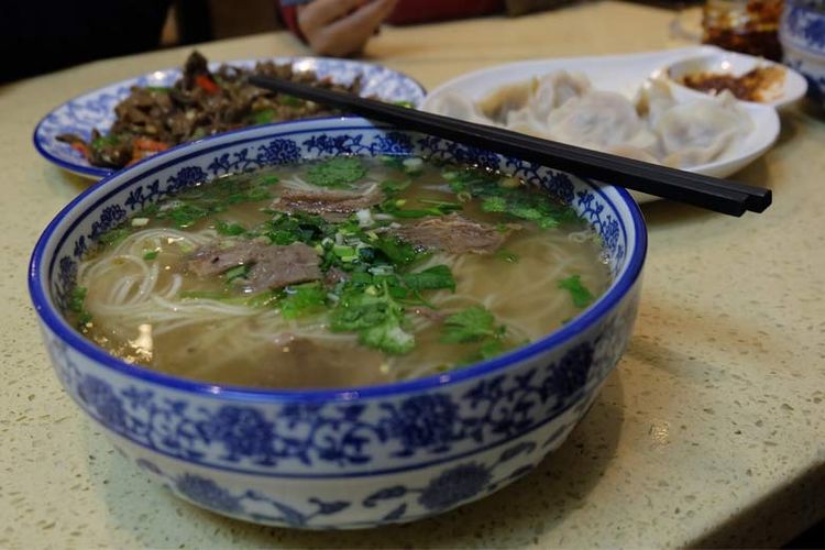 Semangkuk Lanzhou lamian hangat, cocok untuk disantap saat musim dingin.