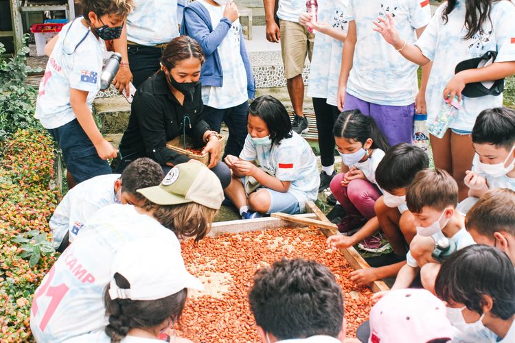 Aktivitas di Desa Coklat Bali. Ada beberapa tips berkunjung ke Desa Coklat Bali yang perlu diperhatikan agar kunjungan lancar dan nyaman.