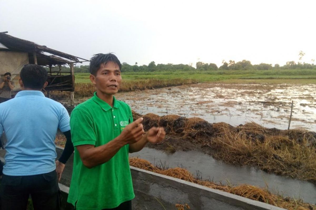 Ruslan tengah menjelaskan soal pembukaan lahan tanpa bakar