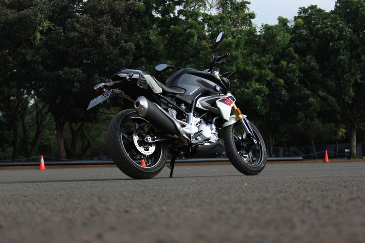 BMW G310R TEs ride Otomania