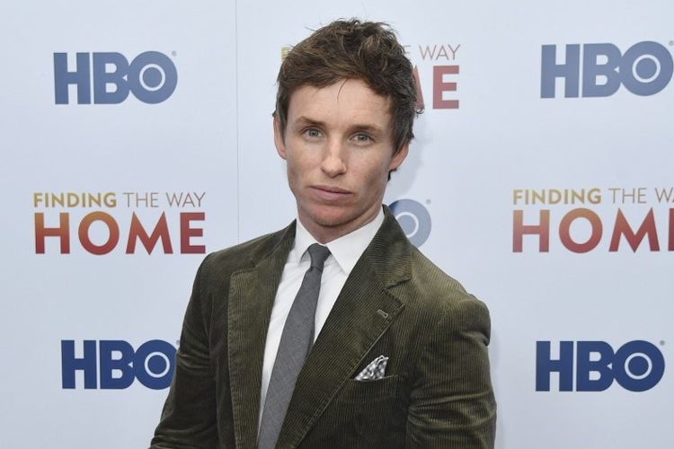 Aktor asal Inggris Eddie Redmayne menghadiri pemutaran perdana film Finding The Way untuk HBO di Hudson Yards, New York City, AS, pada 11 Desember 2019,