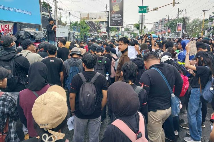 Aksi Unjuk Rasa di Gejayan Sleman Suarakan 10 Poin Tuntutan, Apa Saja?