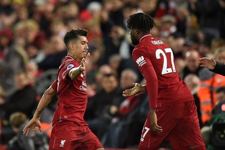 Divock Origi masuk menggantikan Roberto Firmino pada laga Liverpool vs Everton di Stadion Anfield dalam lanjutan Liga Inggris, 2 Desember 2018. 