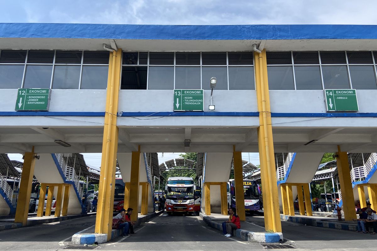  Terminal Bungurasih mengantisipasi adanya banjir sebelum memasuki momen keramaian mudik lebaran Idul Fitri, Kamis (6/3/2025)