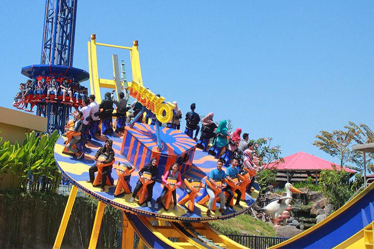 Saloka Theme Park adalah taman rekreasi yang berada di Semarang, Jawa Tengah