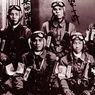 Hari Ini dalam Sejarah: Serangan Kamikaze Pertama dalam Perang Jepang-Amerika