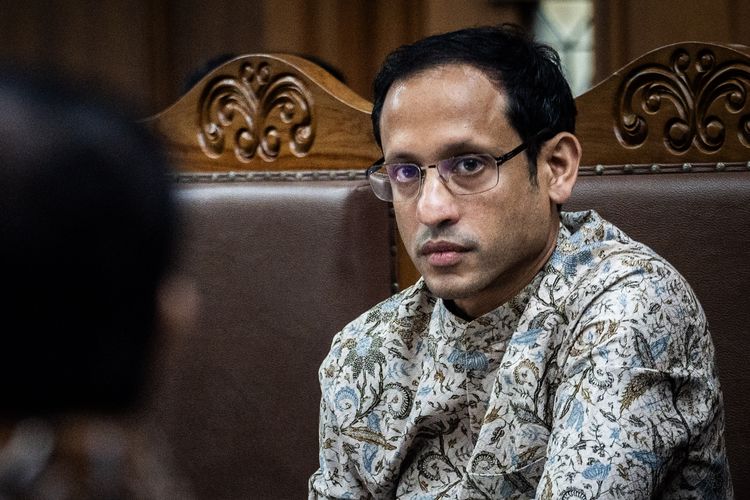 Menahan Tangis Usai Divonis 10 Tahun Penjara, Nadiem: Di Mana Saya Bisa Dapatkan Keadilan?