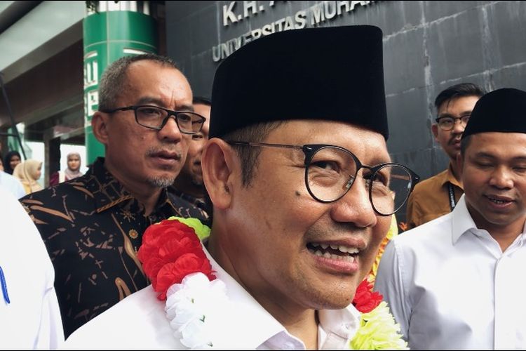 Cawapres nomor urut 1 Muhaimin Iskandar di Universitas Muhammadiyah Riau (UMRI), Pekanbaru, Riau, Sabtu (2/12/2023). 