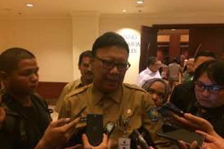 Menteri Dalam Negeri Tjahjo Kumolo ditemui awak media di Hotel Borobudur, Jakarta Pusat, Selasa (17/1/2017).