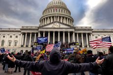 Ikut Pendukung Trump Serbu Capitol, Mantan Polisi AS Dibui 7 Tahun 