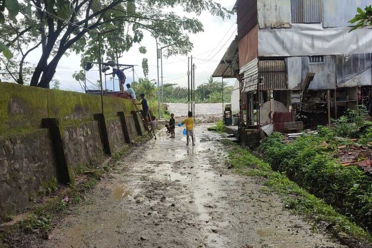 Perumahan Dinar Indah, Kelurahan Meteseh, Kota Semarang pasca banjir