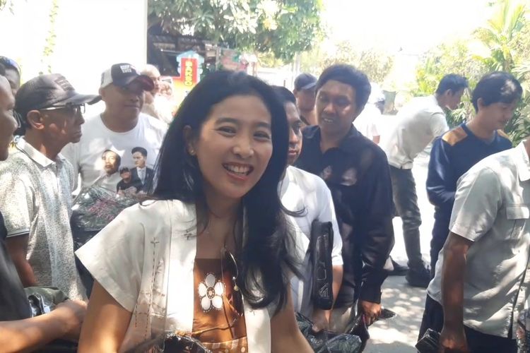 Olivia Zalianty Temui Jokowi di Solo, Ajak Main Film?
