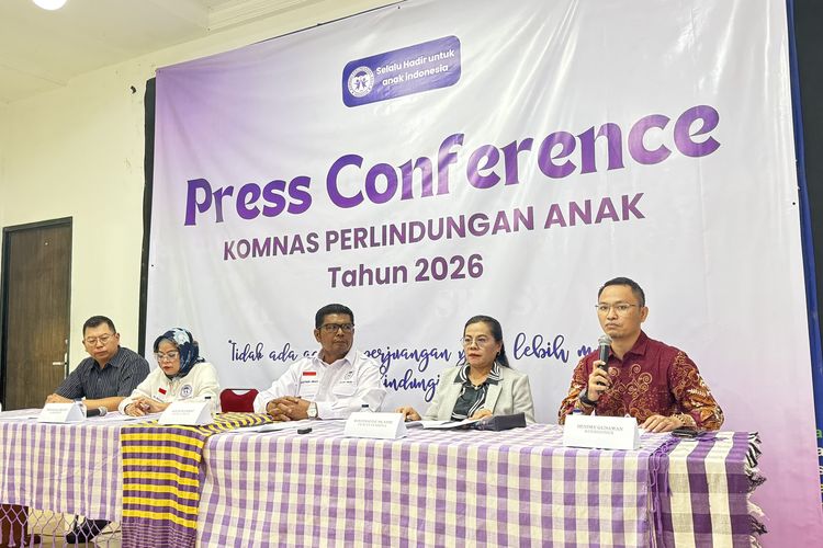 Konferensi pers Catatan Akhir Tahun 2025 di Kantor Komnas PA Jakarta Timur, Selasa (27/1/2026) menunjukkan peningkatan jumlah laporan pengaduan pelanggaran hak anak sepanjang 2025. Berdasarkan Catatan Akhir Tahun 2025, tercatat sebanyak 5.266 laporan pengaduan yang masuk dari Januari hingga 31 Desember 2025.
