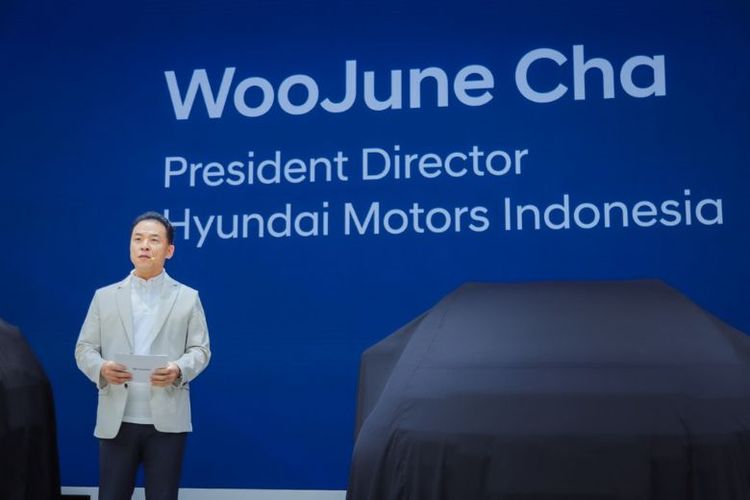 President Director PT Hyundai Motors Indonesia Woo-june Cha. 