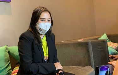 Prilly Latuconsina saat ditemui di Novotel Tangerang, Banten, Jumat (4/2/2022). Sukses sebagai aktris Tanah Air, kini Prilly melebarkan langkahnya menjadi pemilik klub sepakbola Persikota Tangerang.