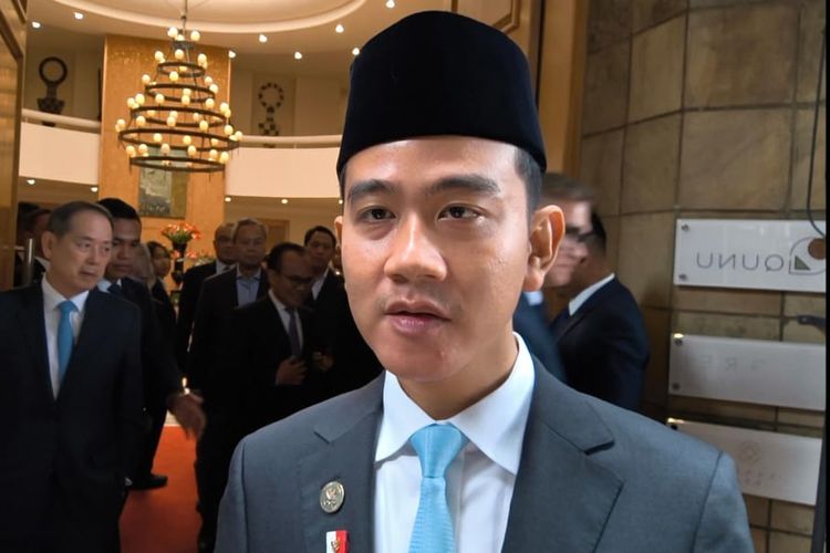 Wakil Presiden (Wapres) RI Gibran Rakabuming di Hotel Saxon, Johannesberg, Minggu (23/11/2025). | Ptosis menjadi perhatian publik setelah polemik soal mata Gibran, padahal kondisi ini merupakan gangguan medis pada kelopak mata yang bisa dialami siapa saja dan memiliki penanganan medis.