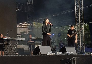 Isyana Sarasvati Bawakan Lagu-lagu Lawasnya di Joyland Festival Bali