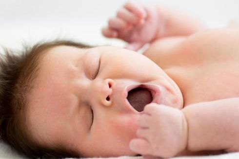 Katarak pada Bayi Harus Segera Dioperasi