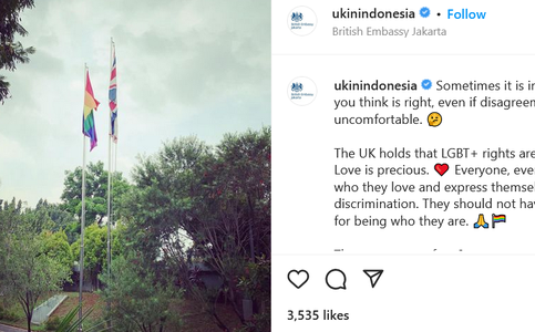  Indonesia Summons Britain’s Envoy over Rainbow Flag Flown Outside Embassy