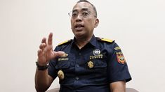 Pengusutan 2.065 Balepress Pakaian Bekas Ilegal di Kalbar Diwarnai Aksi Demo, Massa Kepung Bea Cukai