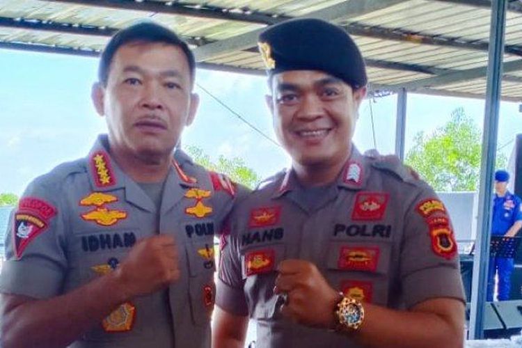 Bripka Hansmadi Simangunsong bersama Kapolri. Pada pertemuan singkat itu terjadi di acara di Pusdik PolAir Tanjung Priok, Jakarta, pada Jumat (6/3/2020) dalam acara rapat kerja teknis Spripim Polri Seluruh Polda Se-Indonesia. 