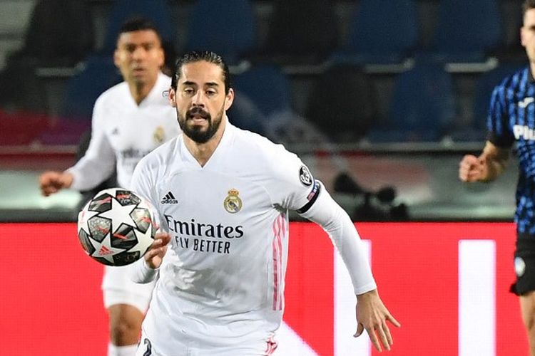 Gelandang Real Madrid, Isco, beraksi pada laga leg pertama babak 16 besar Liga Champions kontra Atalanta di Stadion Atleti Azzurri d'Italia di Bergamo pada Kamis (25/2/2021) dini hari WIB.