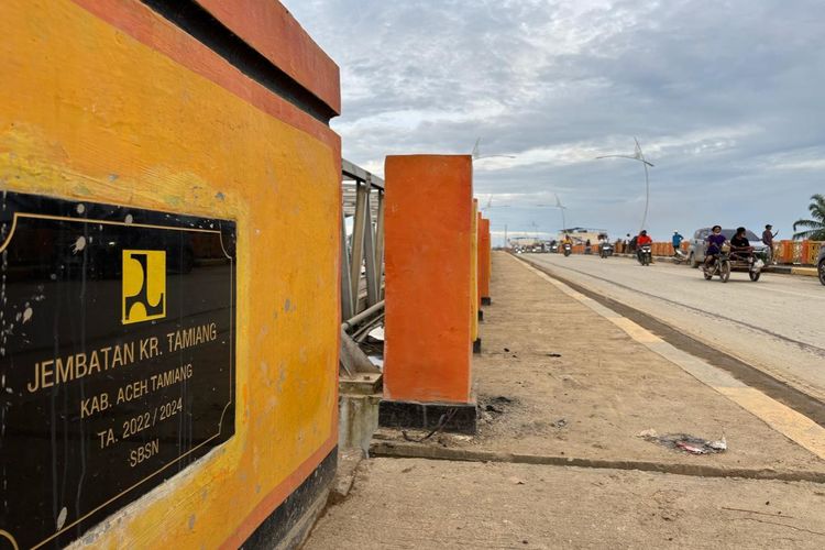 Kejar Target 4 Hari Pulihkan Jalan, Kementerian PU Terapkan Sistem Kerja 24 Jam di Aceh Tamiang