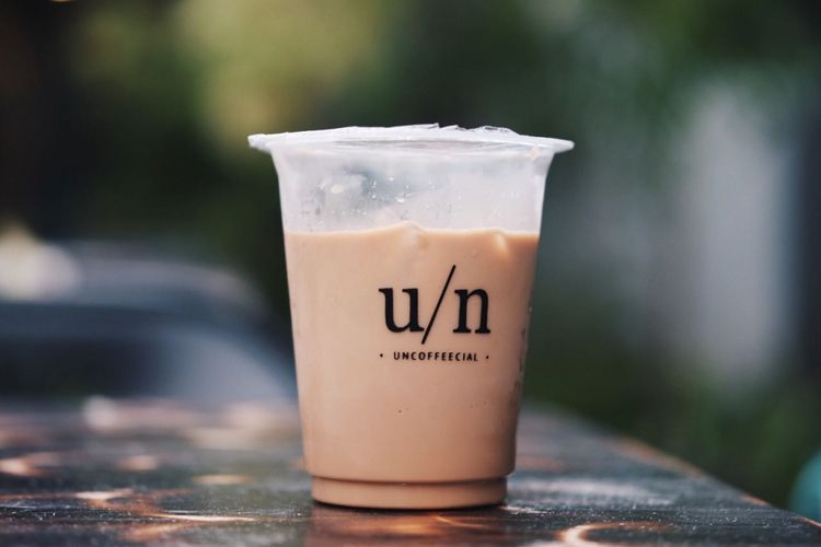 1000 minuman es kopi susu dibagikan ke pengunjung Uncoffeecial