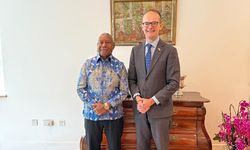 Dorong Pembangunan Berkelanjutan, Pemprov Papua Barat Perkuat Kerja Sama dengan Inggris