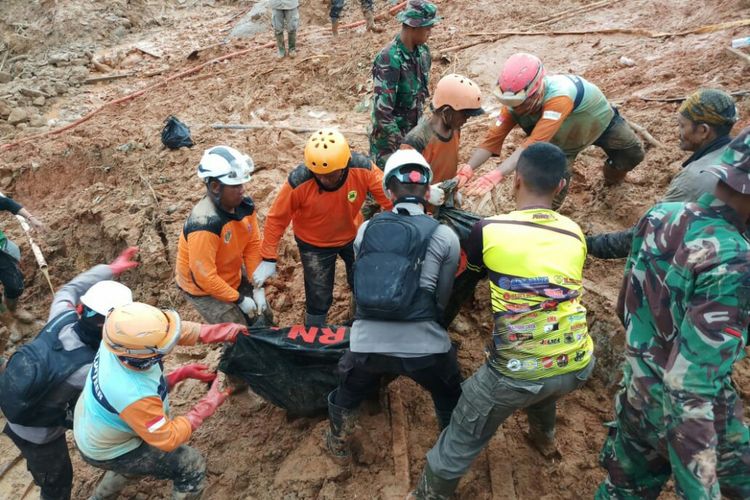 Ini Identitas Korban Meninggal Dunia Akibat Longsor Di Sukabumi