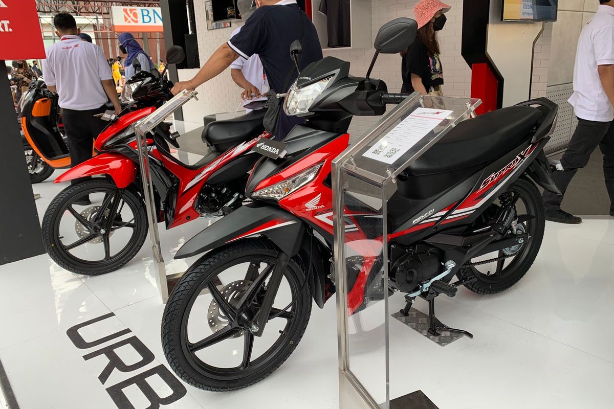 Honda Supra X 125 di ajang Jakarta Fair Kemayoran 2022