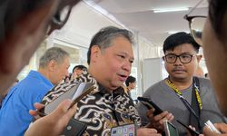IMF Ramal Pertumbuhan Ekonomi RI Jauh di Bawah Target Prabowo, Airlangga: Tidak Perlu Khawatir...