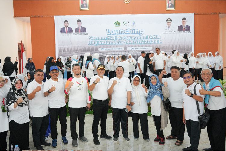 Kementerian Agama (Kemenag) menggelar peluncuran kegiatan Senam Haji Indonesia di Asrama Haji Medan, Kelurahan Pangkalan Masyhur, Kecamatan Medan Johor, Sumatera Utara, Minggu (27/4/2024)