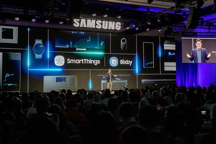 Samsung SmartThings dan asisten Bixby.