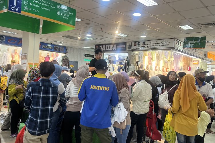 Mendag Didatangi Pedagang Tanah Abang, Ngeluh Penjualan Anjlok