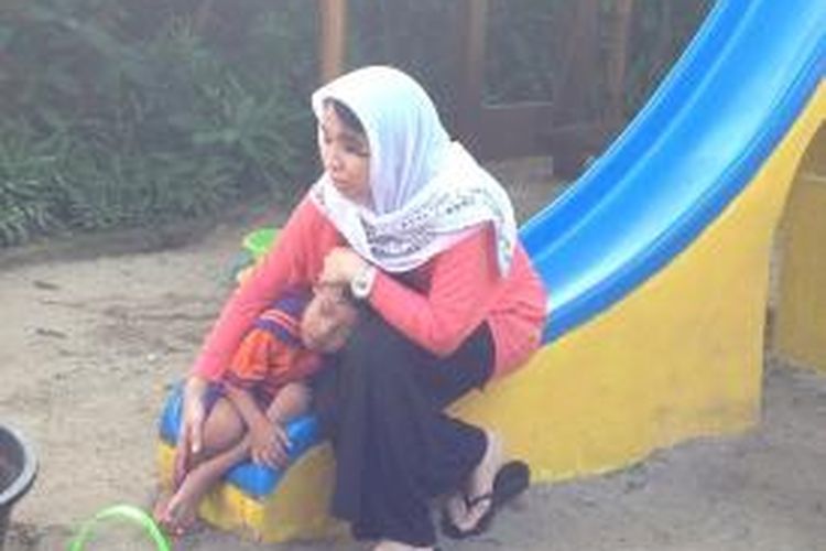 Elisa Kasali bersama anak didik PAUD Kepodang