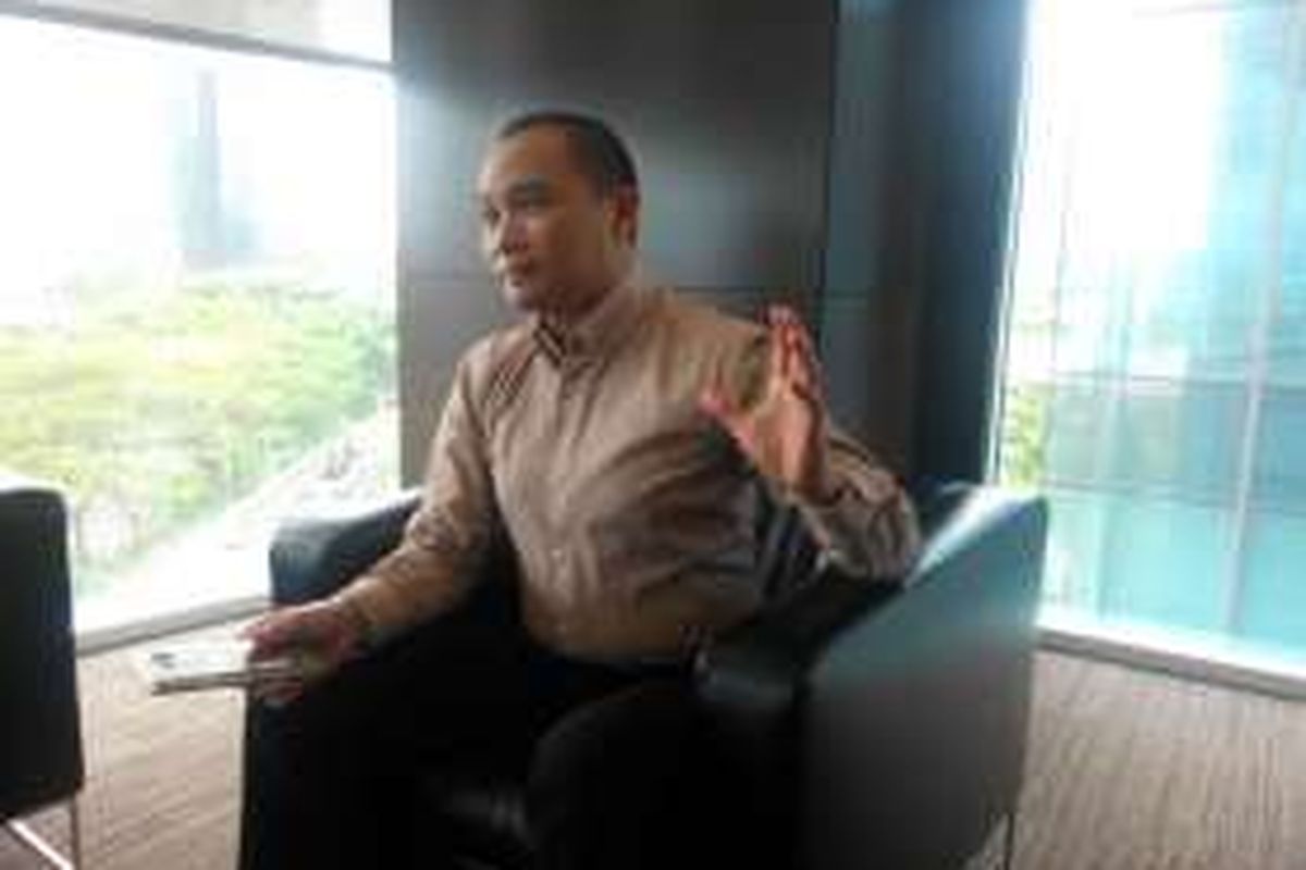 R. Andi Kartiko Utomo, Head of E-banking & Non Traditional Channel, PT 
Bank QNB Indonesia Tbk ketika berbincang dengan media di Jakarta, Rabu (2/11/2016).