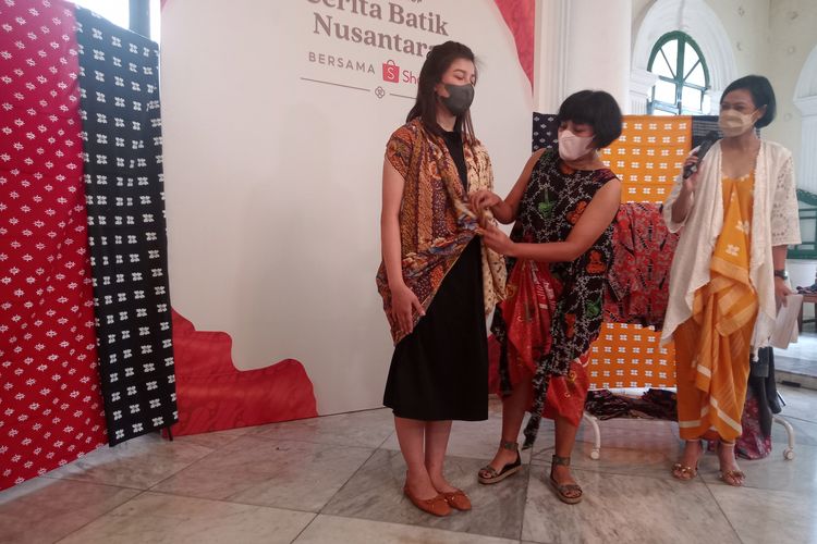 Workshop media bertajuk Cerita Batik Nusantara bersama Shopee di Museum Tekstil Jakarta, Jumat (30/9/2022).