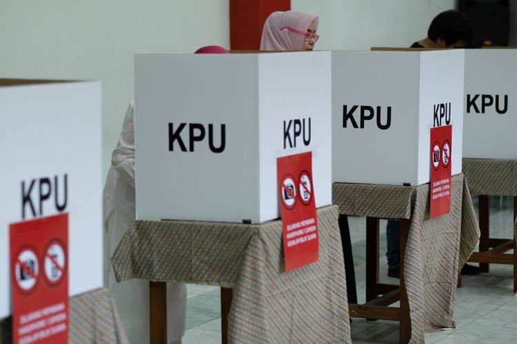 Ilustrasi besaran gari anggota KPPS Pemilu 2024.