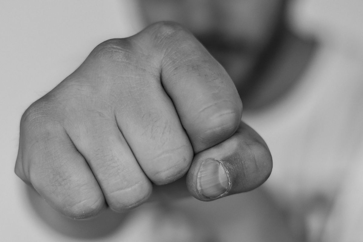 Ilustrasi perkelahian.  Sebuah insiden kekerasan melibatkan empat warga negara asing (WNA) dengan petugas keamanan (security) terjadi di Jalan Pantai Berawa, Banjar Berawa, Desa Tibubeneng, Kuta Utara, Badung, Bali, pada Selasa (11/2/2024) malam sekitar pukul 21.47 WITA