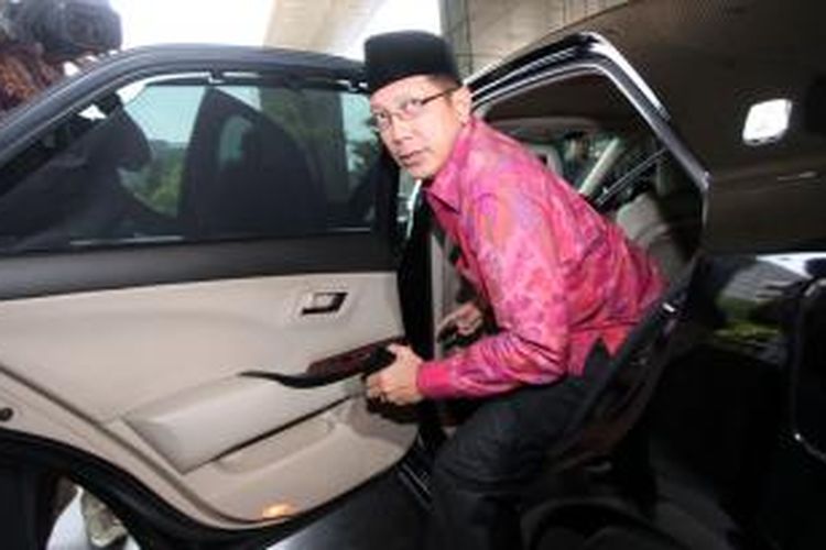 Menteri Agama Lukman Hakim Saifuddin mendatangi Kantor Komisi Pemberantasan Korupsi (KPK) di Jakarta, Kamis (25/6/2015). Kedatangan Lukman untuk melakukan pembahasan dengan pimpinan KPK terkait evaluasi peraturan tentang honor penghulu.